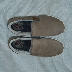 Olukai Pehuea Heu Women's Slip-On Sneakers Size 9